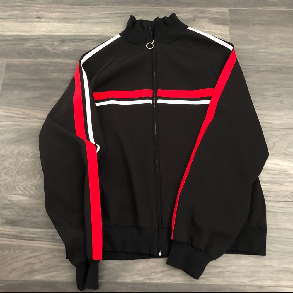 Sporty zip up jacket